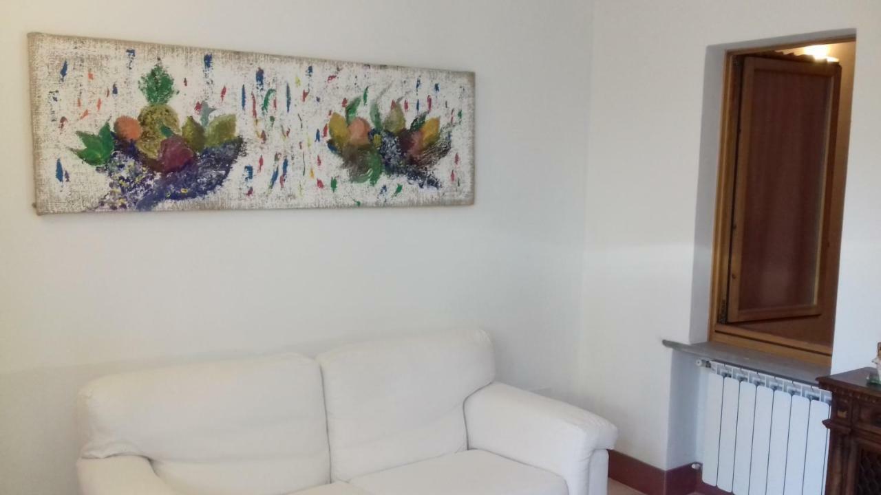 Villa La Casa delle Fate Solto Collina Esterno foto