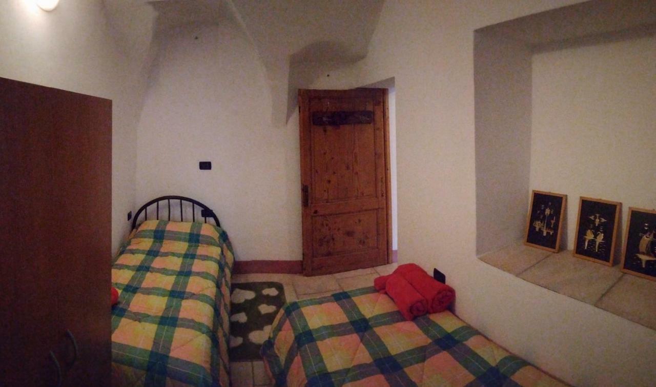 Villa La Casa delle Fate Solto Collina Esterno foto